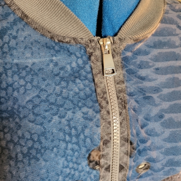 K. Jordan Grey Mesh Skaeskin Bomber Jacket Top~Metallic Sleeve Phone Pckt sz L - Picture 6 of 7